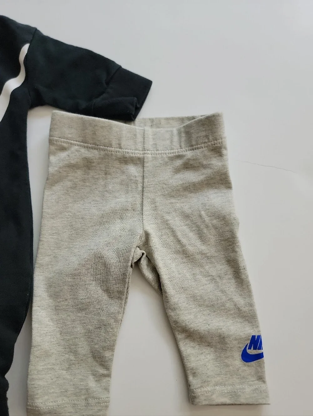 Nike Black Hooded One-Piece And Light Gray Leggings Newborn